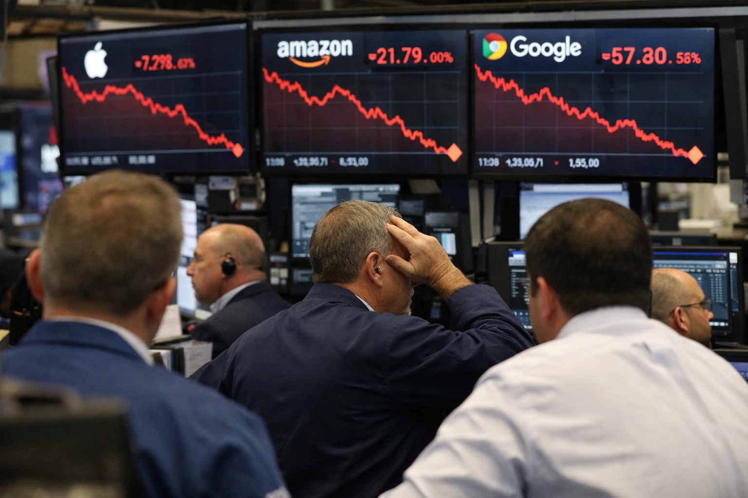 Citi names non-Mag 7 software stocks worth buying amidst AI-driven rout