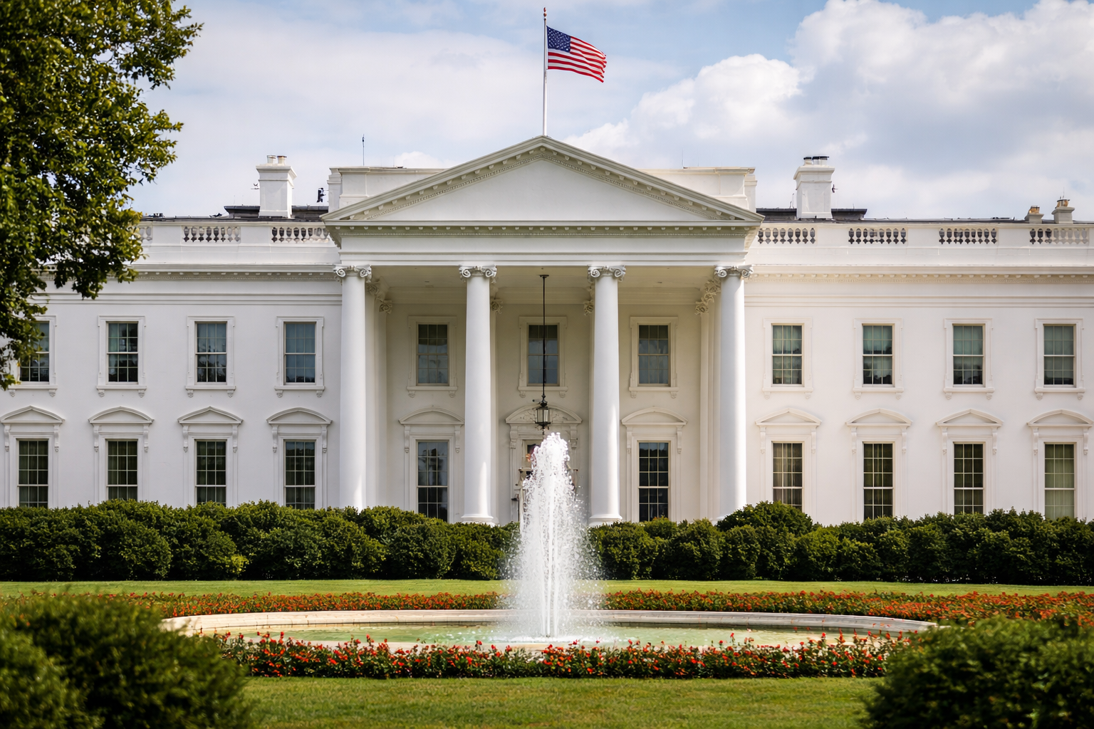 White House suggests transaction-based stablecoin rewards in latest meeting.