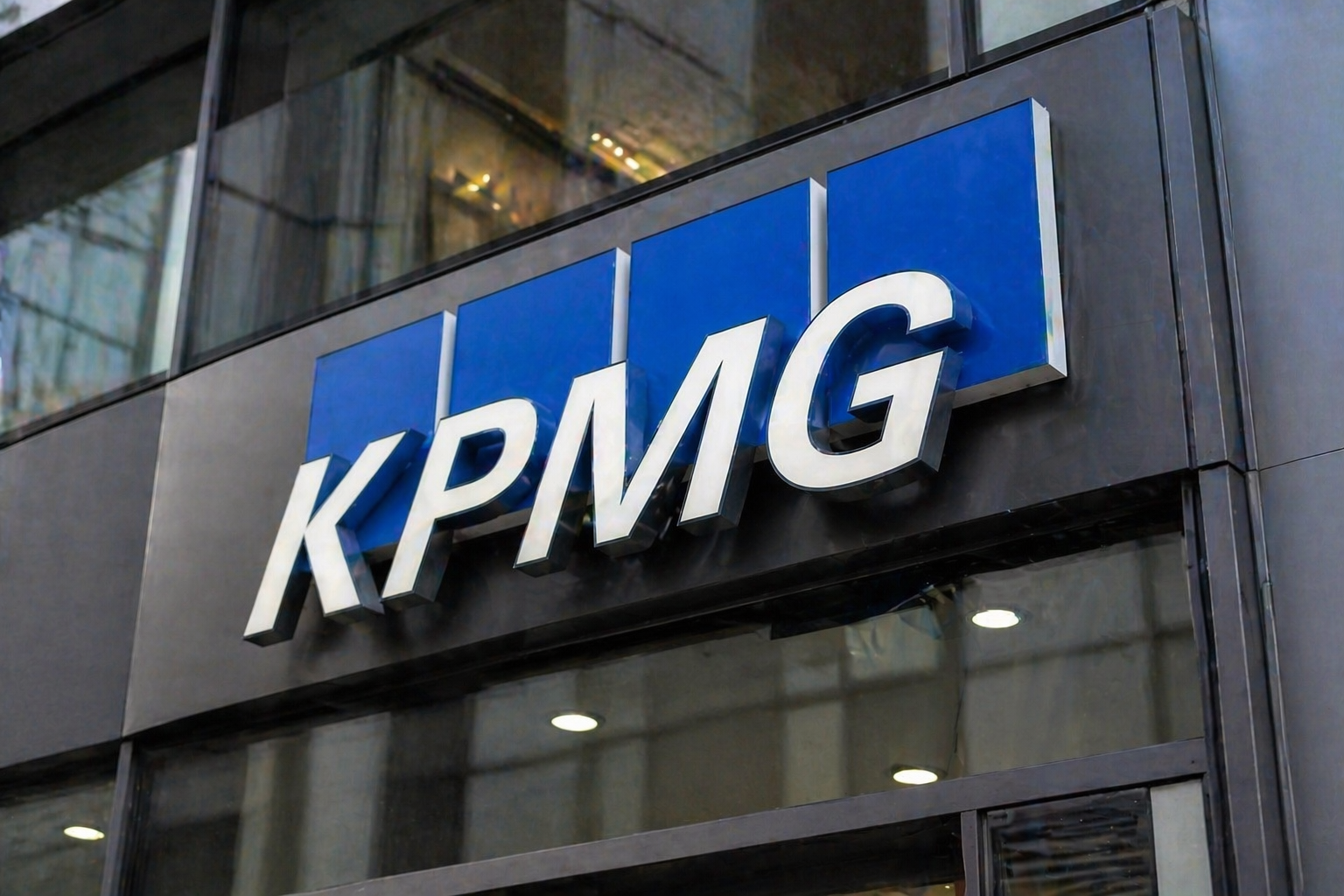 KPMG, verimliliği artırma çabasıyla ABD'deki denetim ortaklarını %10 oranında azaltıyor