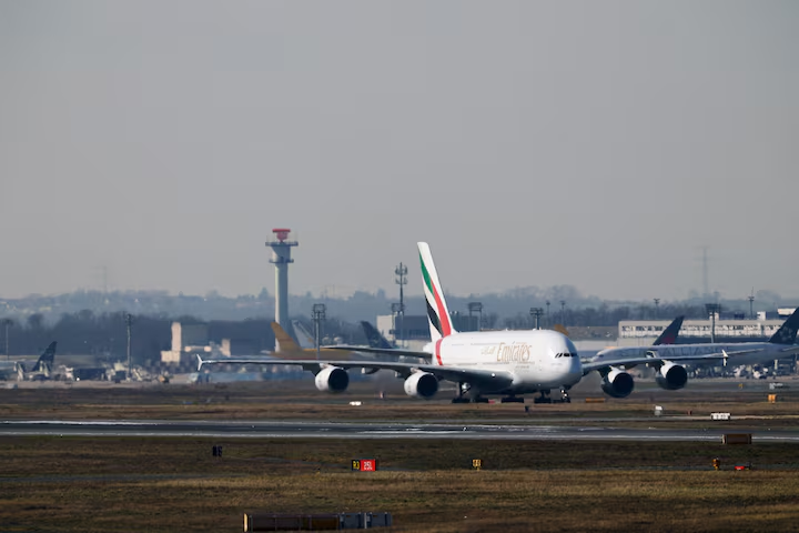 EU risks jet fuel shortage in weeks, airports group flags concerns