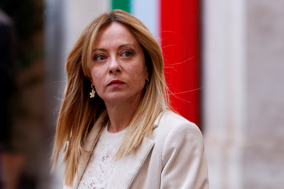 Italian bonds under strain as energy and politics bite