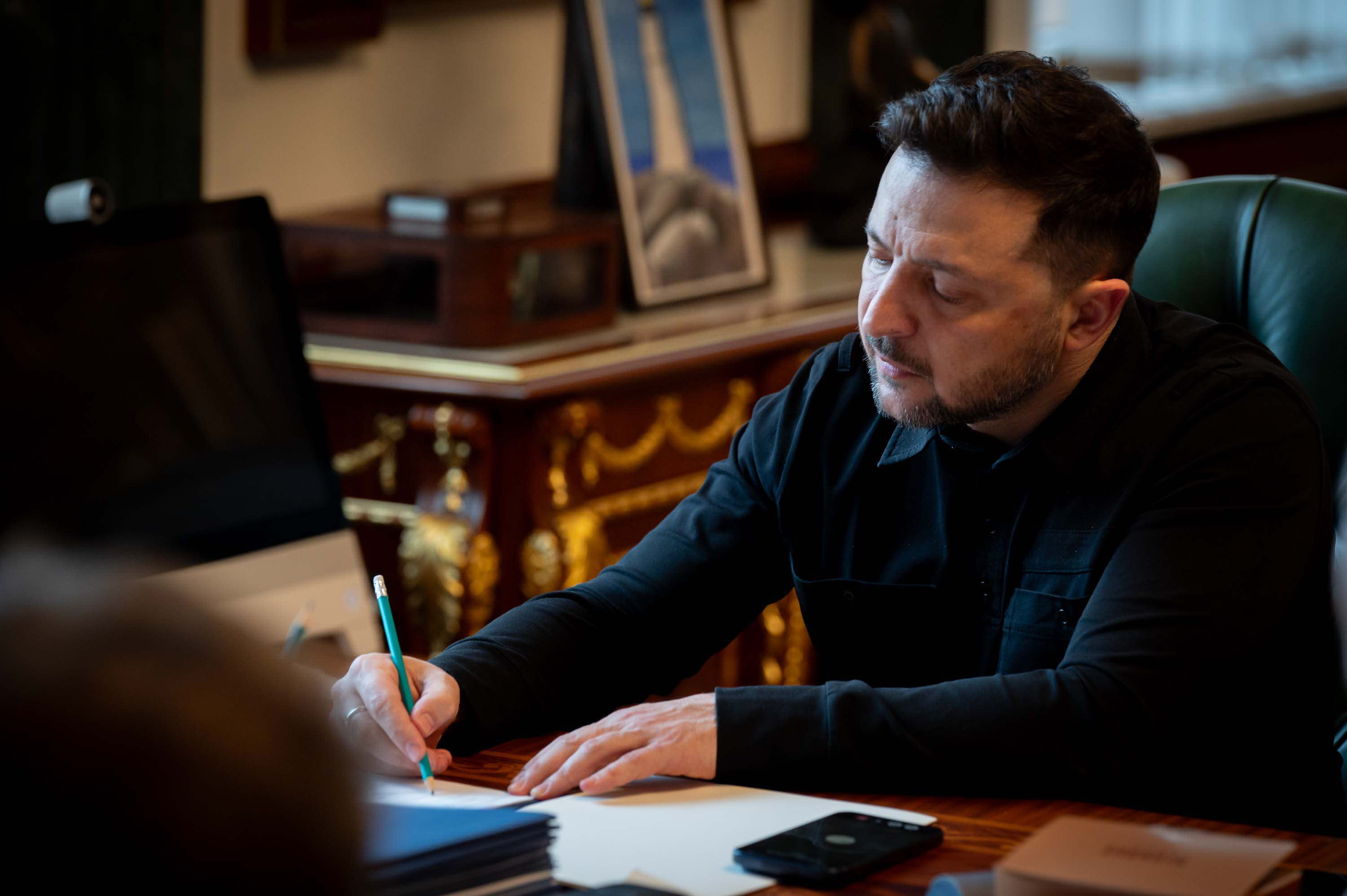 AB, Macaristan vetosunu kaldırdıktan sonra Ukrayna'ya 90 milyar avroluk kredi onayladı