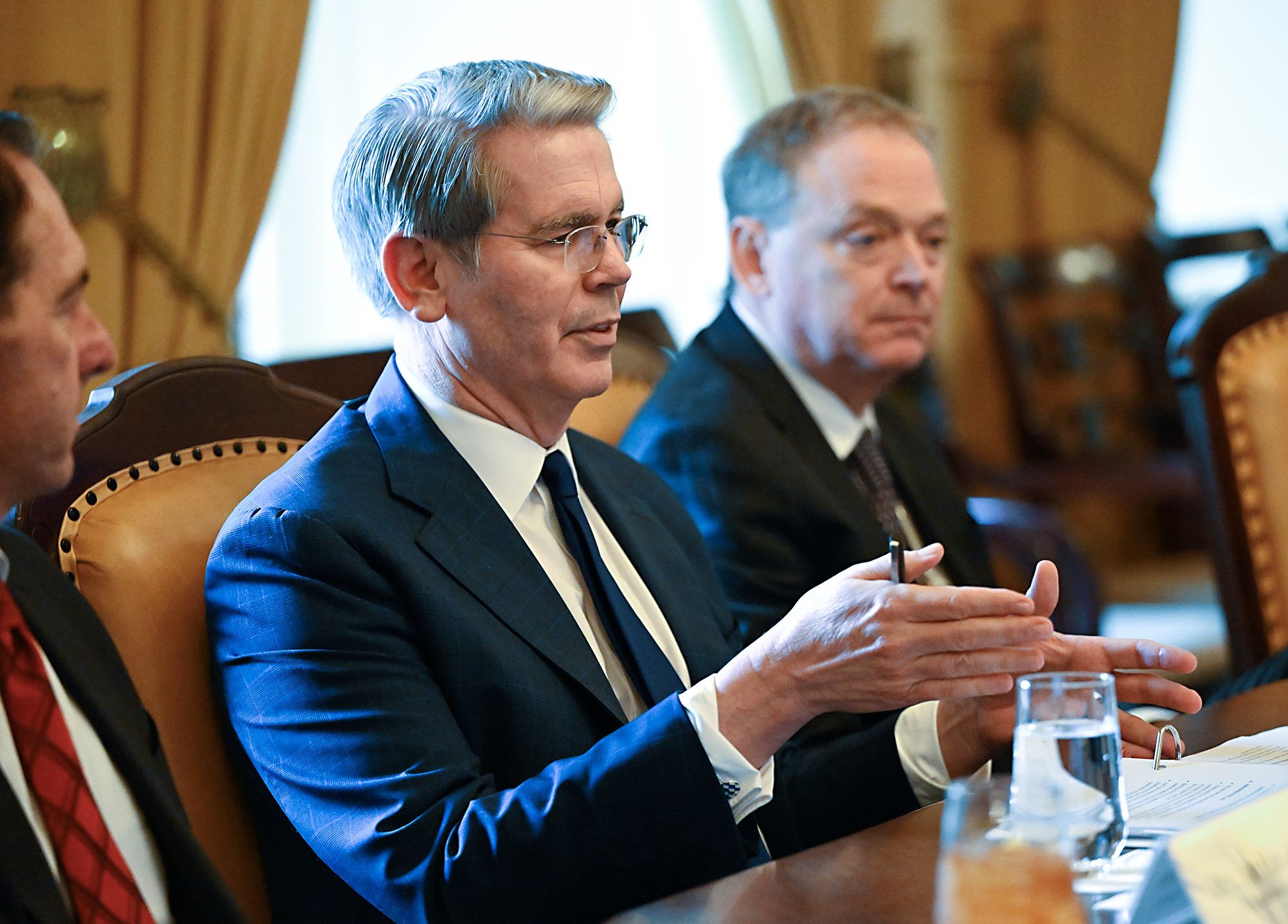 Bessent (Perbendaharaan AS) kritik penimbunan minyak China semasa konflik Timur Tengah