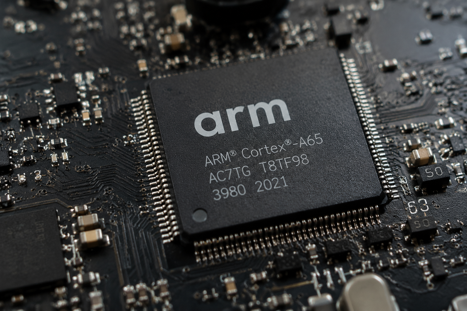 Can Arm stock climb higher after fresh AI-driven analyst upgrades?
