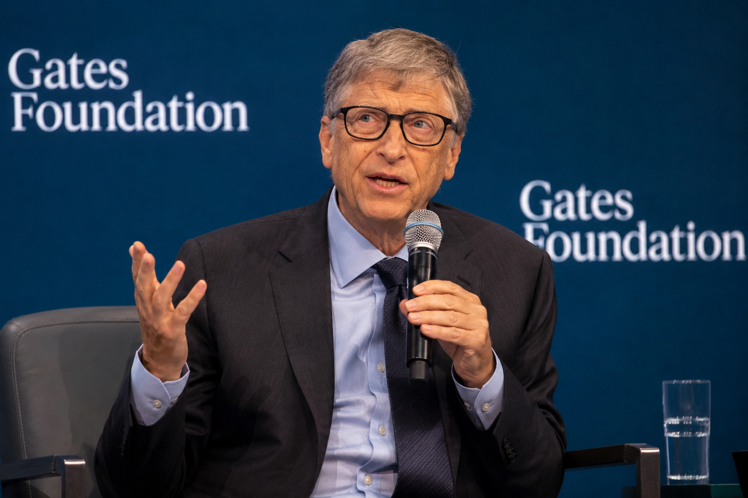 Bill Gates’ foundation trust exited Microsoft and now holds nearly 46% of its portfolio in Berkshire and WM.