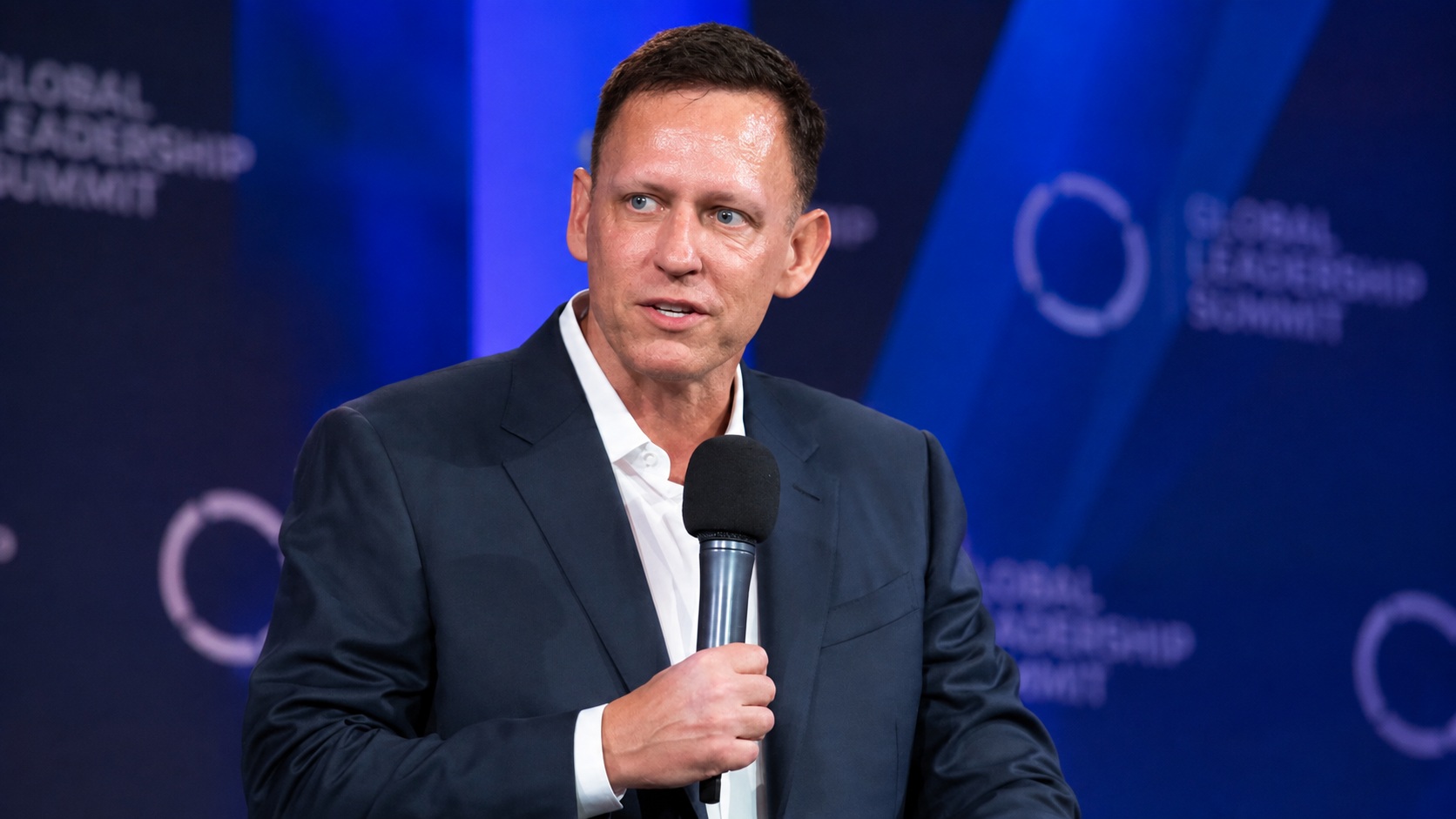 Peter Thiel makes Amazon his top stock: what he bought next is more revealing